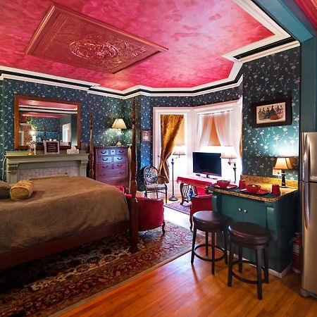 Earle Of Leinster B&B Сейнт Джон Екстериор снимка