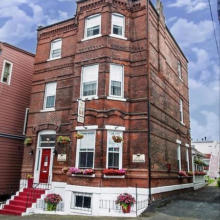 Earle Of Leinster B&B Сейнт Джон Екстериор снимка