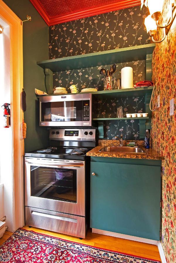 Earle Of Leinster B&B Сейнт Джон Екстериор снимка