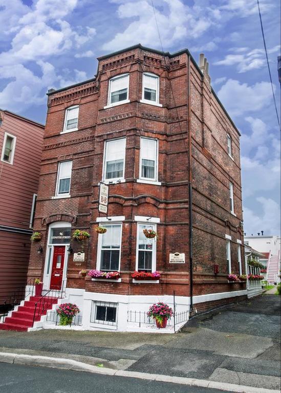 Earle Of Leinster B&B Сейнт Джон Екстериор снимка