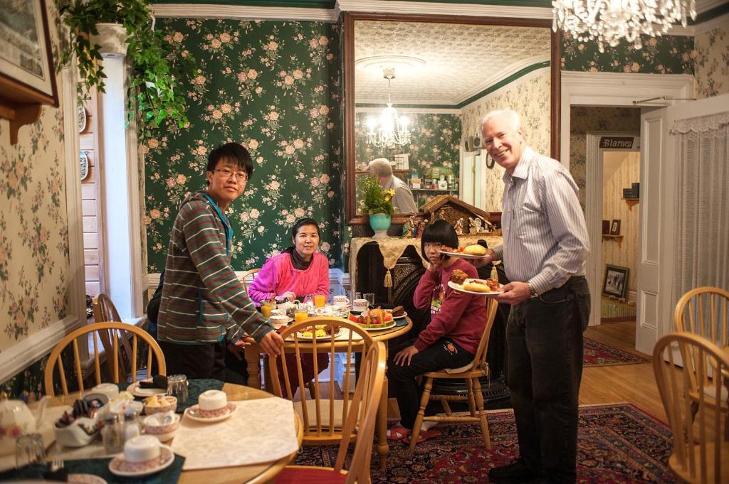 Earle Of Leinster B&B Сейнт Джон Екстериор снимка